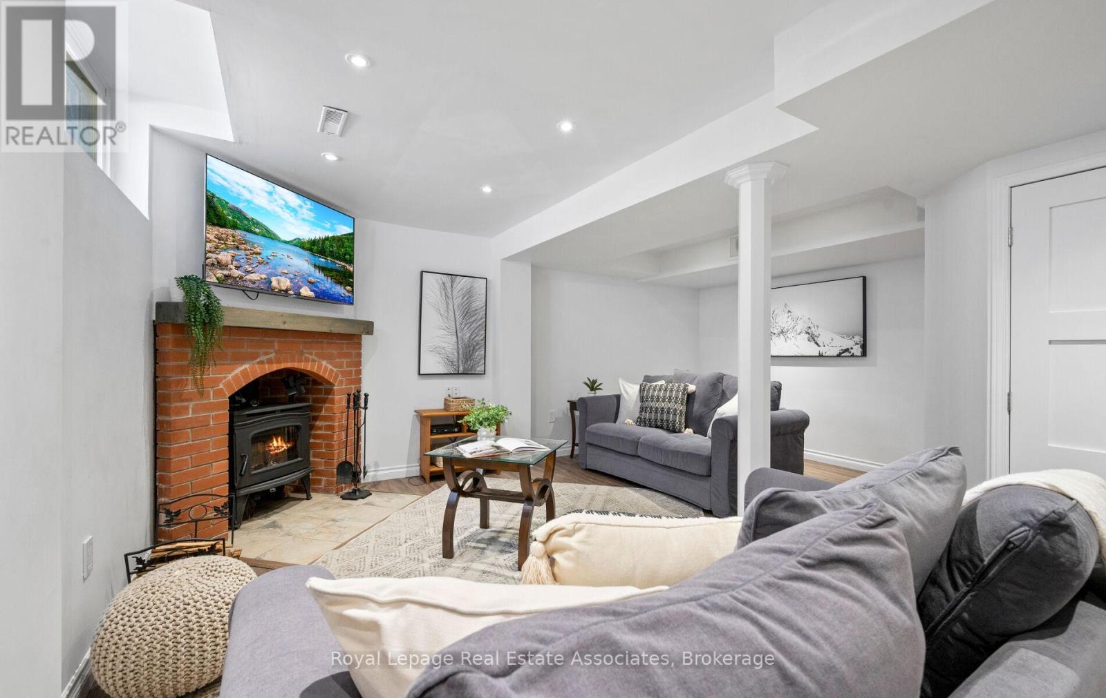 144 Genesee Drive, Oakville, Ontario  L6H 5Y9 - Photo 26 - W12851668