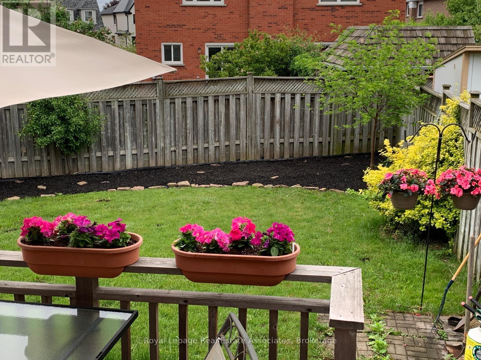 144 Genesee Drive, Oakville, Ontario  L6H 5Y9 - Photo 31 - W12851668