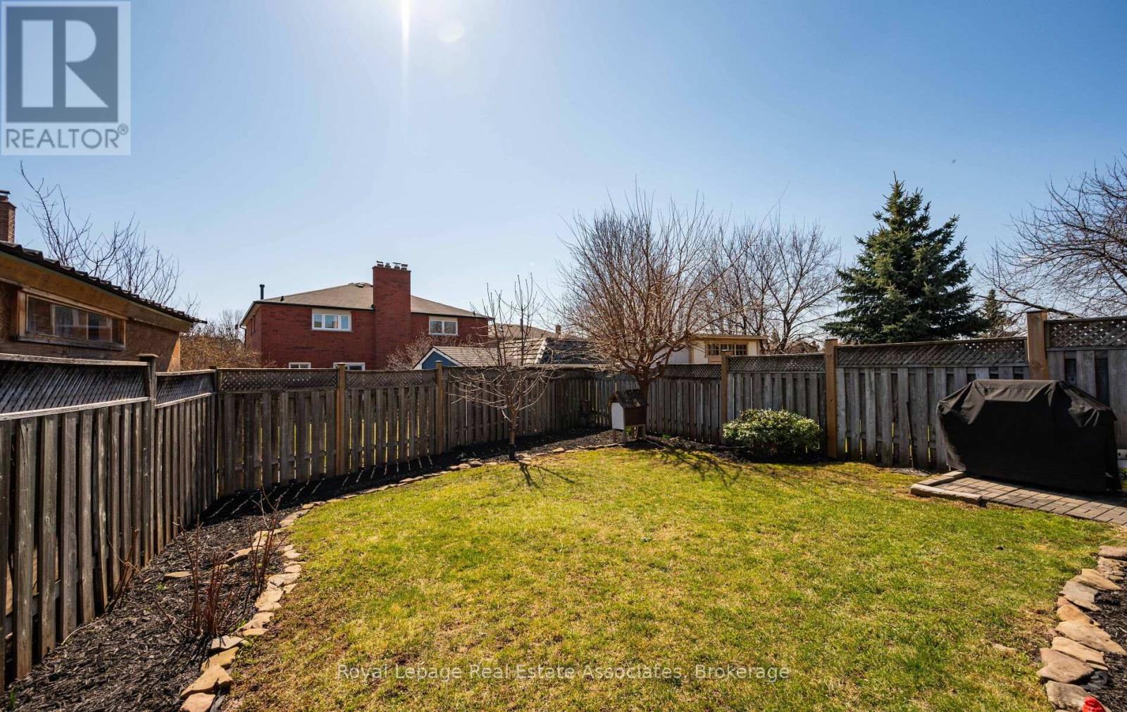 144 Genesee Drive, Oakville, Ontario  L6H 5Y9 - Photo 36 - W12851668