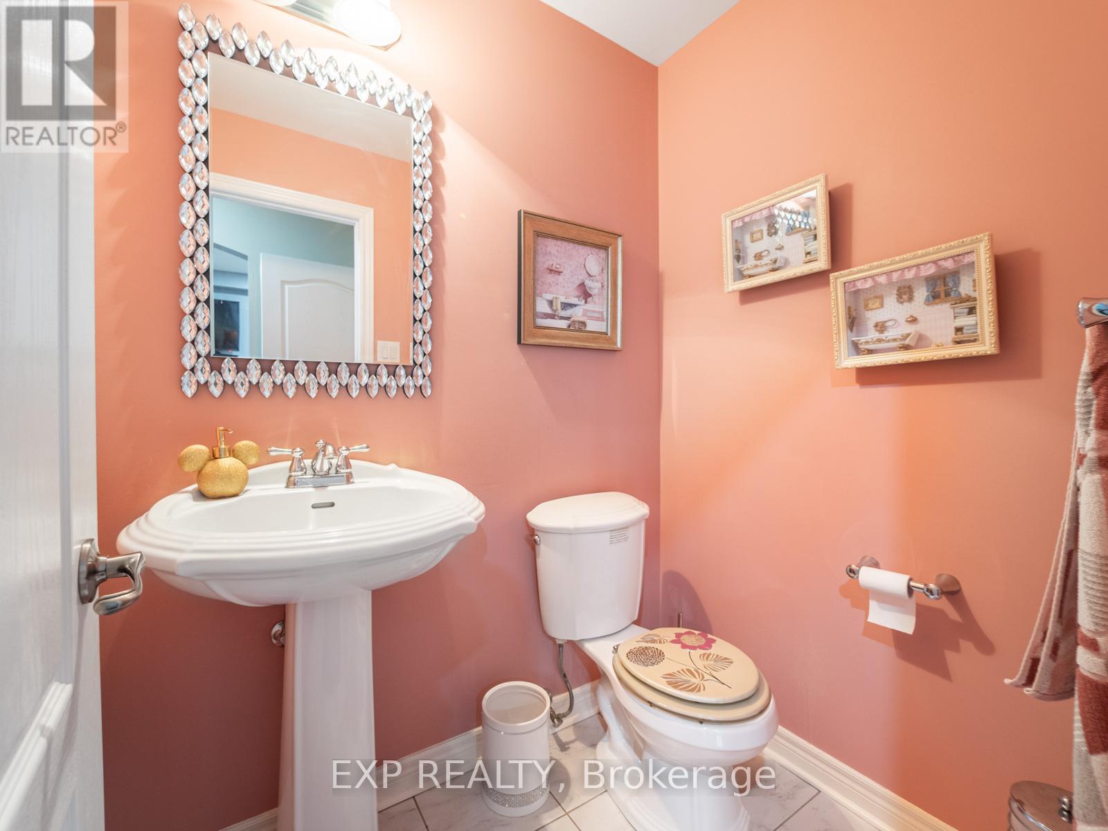 6 Bainsville Circle, Brampton, Ontario  L6P 3A5 - Photo 17 - W12851684