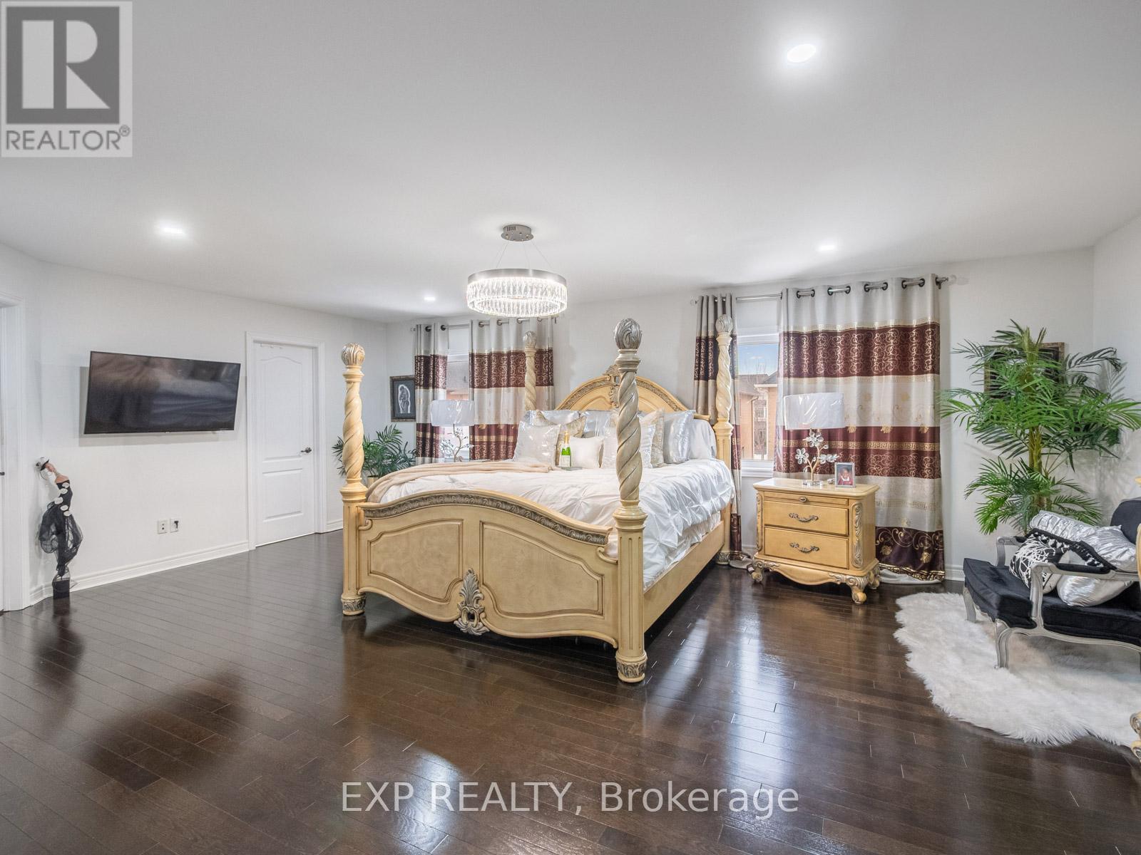 6 Bainsville Circle, Brampton, Ontario  L6P 3A5 - Photo 21 - W12851684