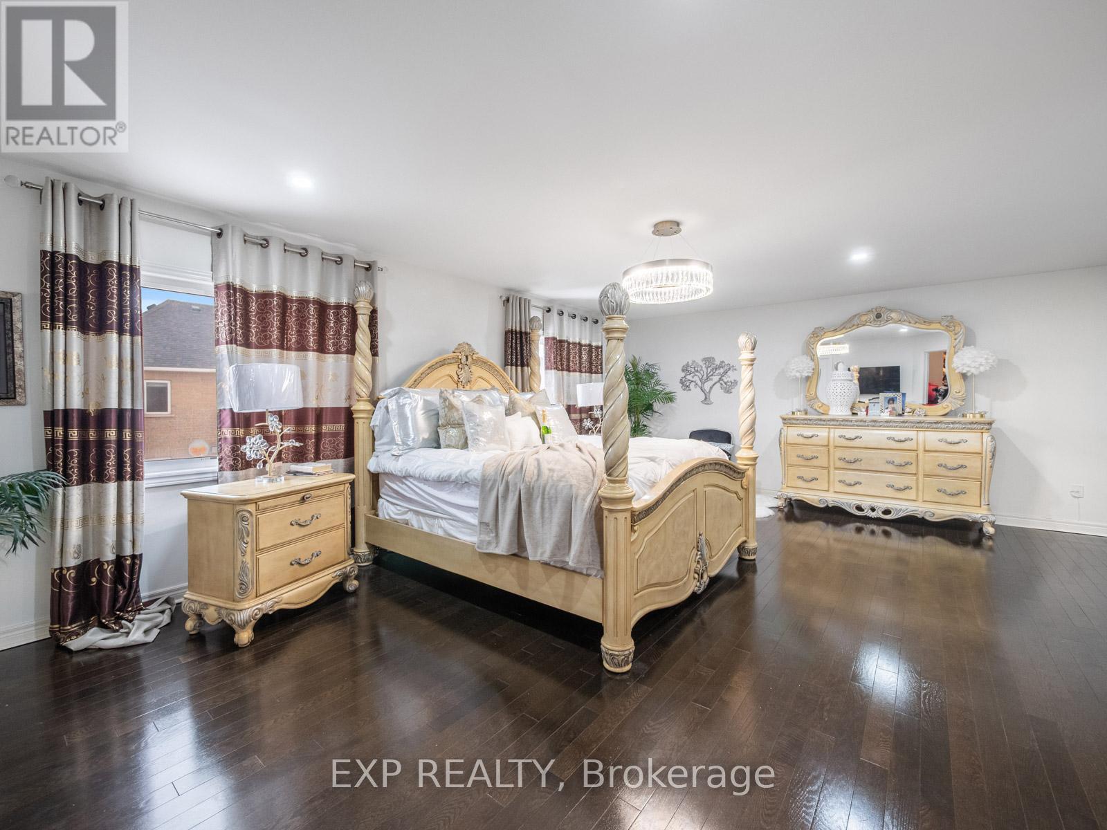 6 Bainsville Circle, Brampton, Ontario  L6P 3A5 - Photo 22 - W12851684