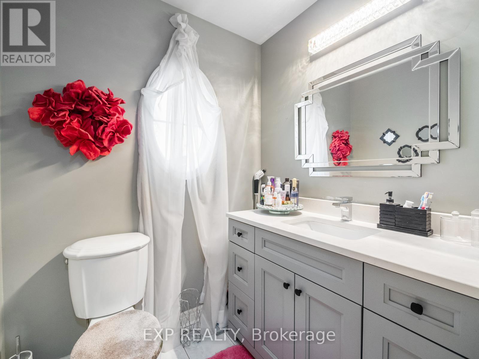 6 Bainsville Circle, Brampton, Ontario  L6P 3A5 - Photo 31 - W12851684