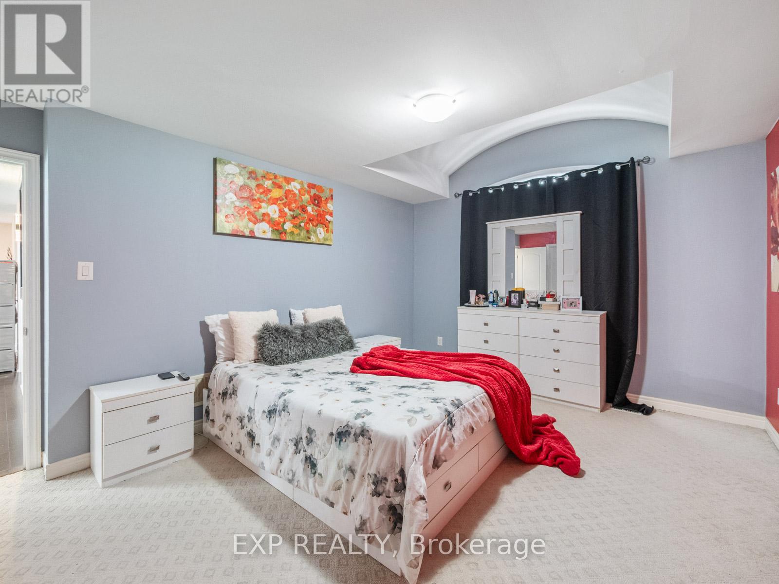 6 Bainsville Circle, Brampton, Ontario  L6P 3A5 - Photo 33 - W12851684