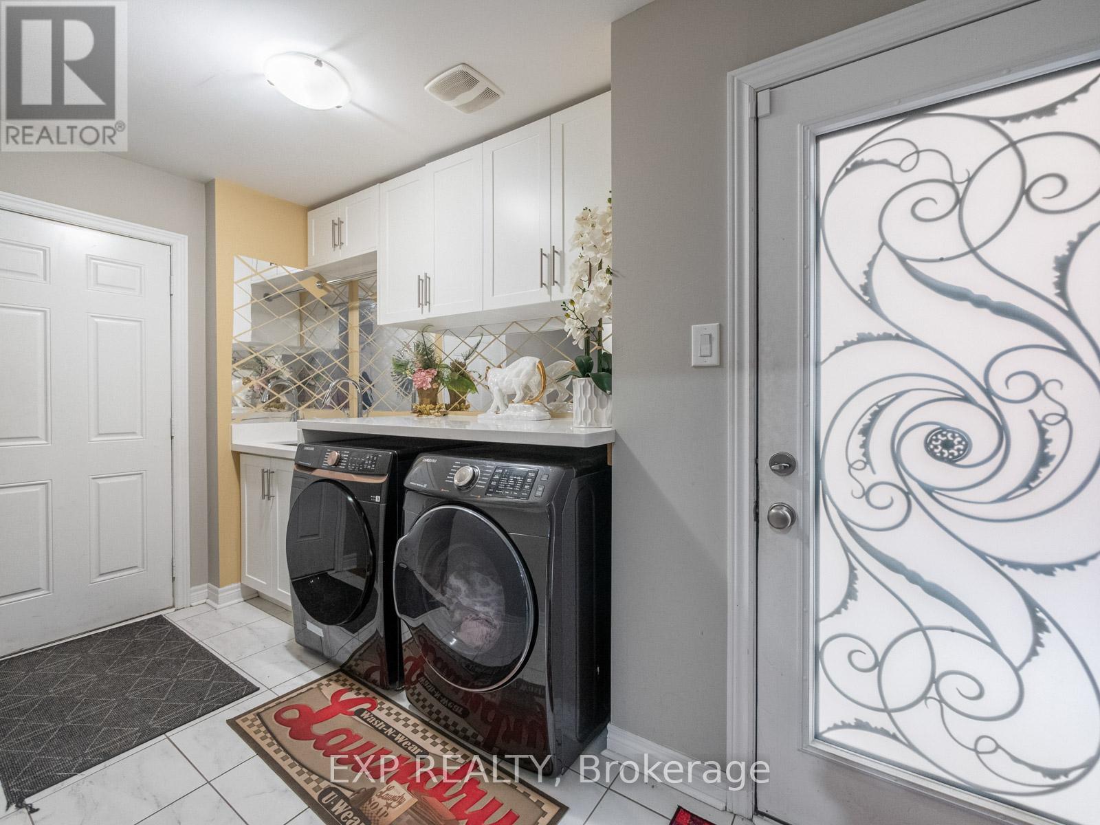 6 Bainsville Circle, Brampton, Ontario  L6P 3A5 - Photo 38 - W12851684