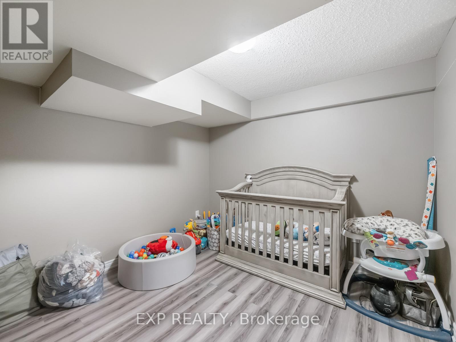 6 Bainsville Circle, Brampton, Ontario  L6P 3A5 - Photo 44 - W12851684