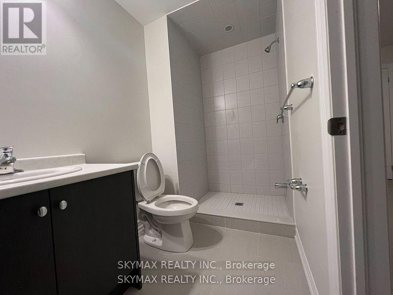 96 Halliford Place, Brampton, Ontario  L6P 4N6 - Photo 11 - W12851722