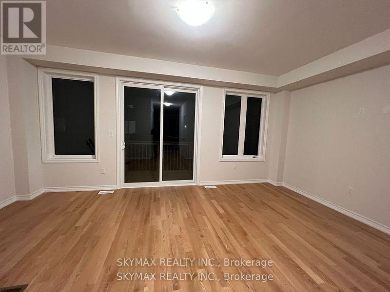 96 Halliford Place, Brampton, Ontario  L6P 4N6 - Photo 2 - W12851722