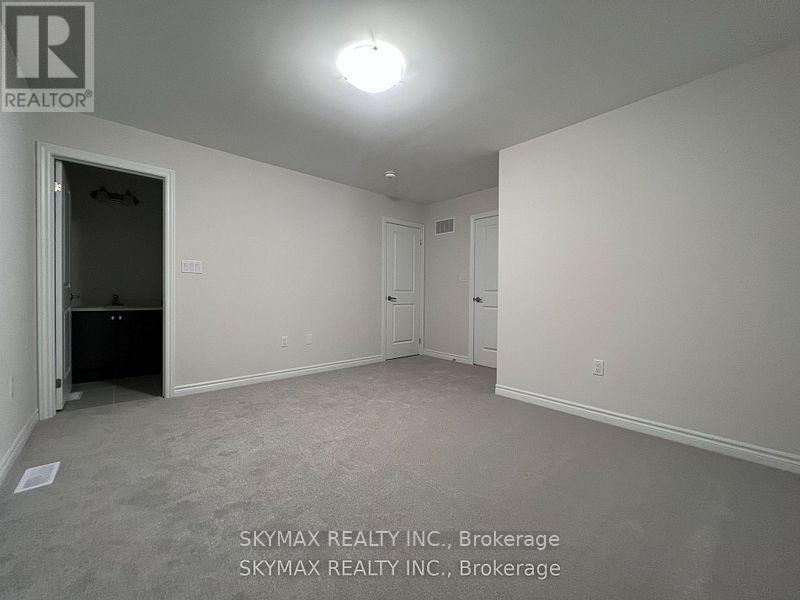 96 Halliford Place, Brampton, Ontario  L6P 4N6 - Photo 7 - W12851722