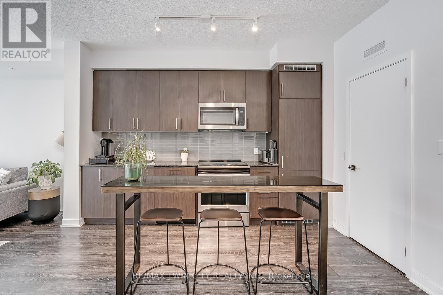 1808 - 4085 Parkside Village Drive, Mississauga, Ontario  L5B 0K9 - Photo 13 - W12851742