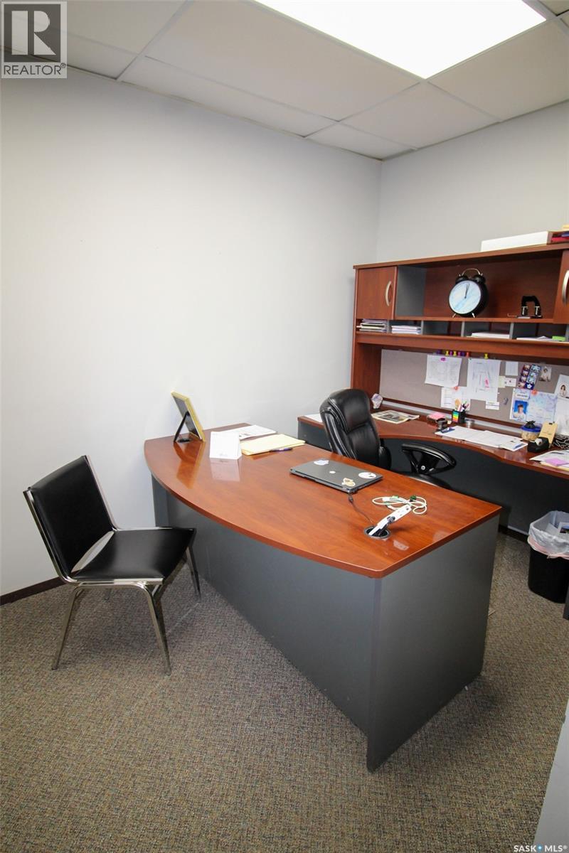 361 Centre Street, Shaunavon, Saskatchewan  S9H 4W4 - Photo 9 - SK029834