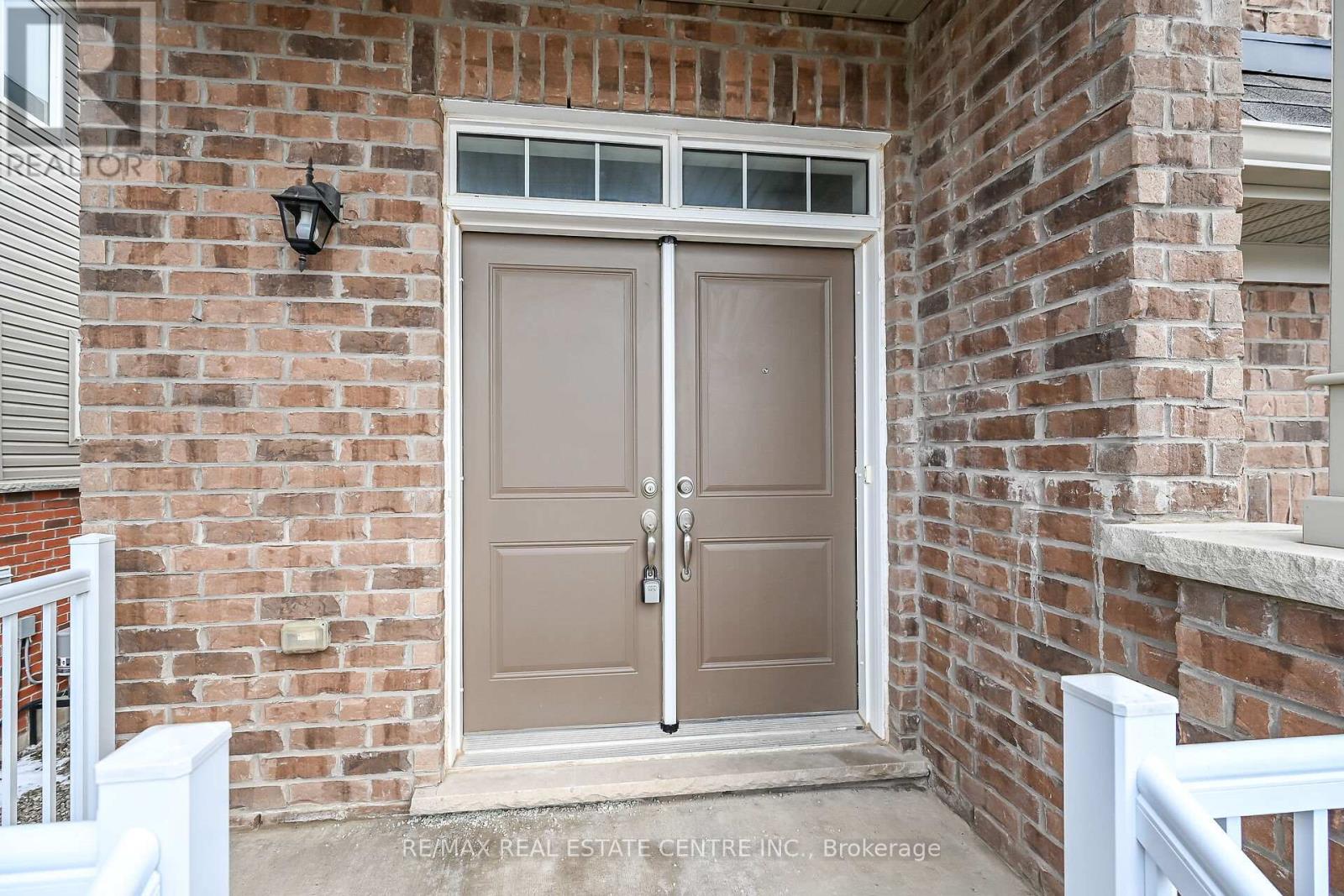 4030 Fracchioni Drive, Lincoln, Ontario  L3J 0R8 - Photo 4 - X12851458