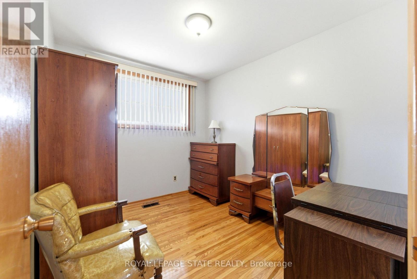 45 Cromwell Crescent, Hamilton, Ontario  L8G 2E9 - Photo 17 - X12851510