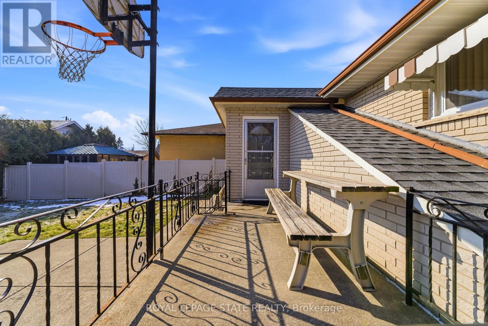 45 Cromwell Crescent, Hamilton, Ontario  L8G 2E9 - Photo 34 - X12851510