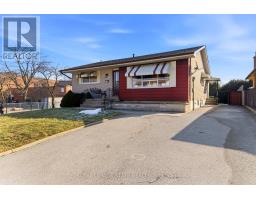 45 CROMWELL CRESCENT, Hamilton, Ontario