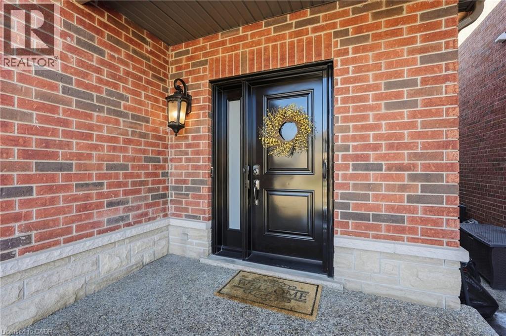 85 Carlson Street, Stoney Creek, Ontario  L8J 3T7 - Photo 3 - 40810092