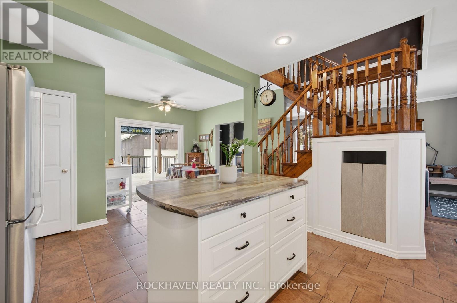 151 Lynden Road, Hamilton, Ontario  L0R 1T0 - Photo 5 - X12851522