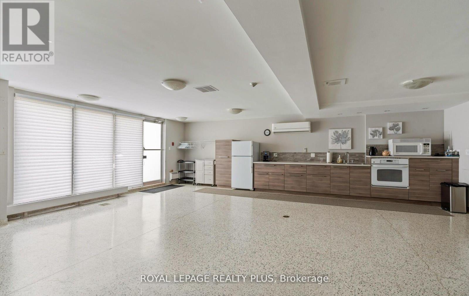 1204 - 15 Towering Heights Boulevard, St. Catharines, Ontario  L2T 3G7 - Photo 28 - X12851574