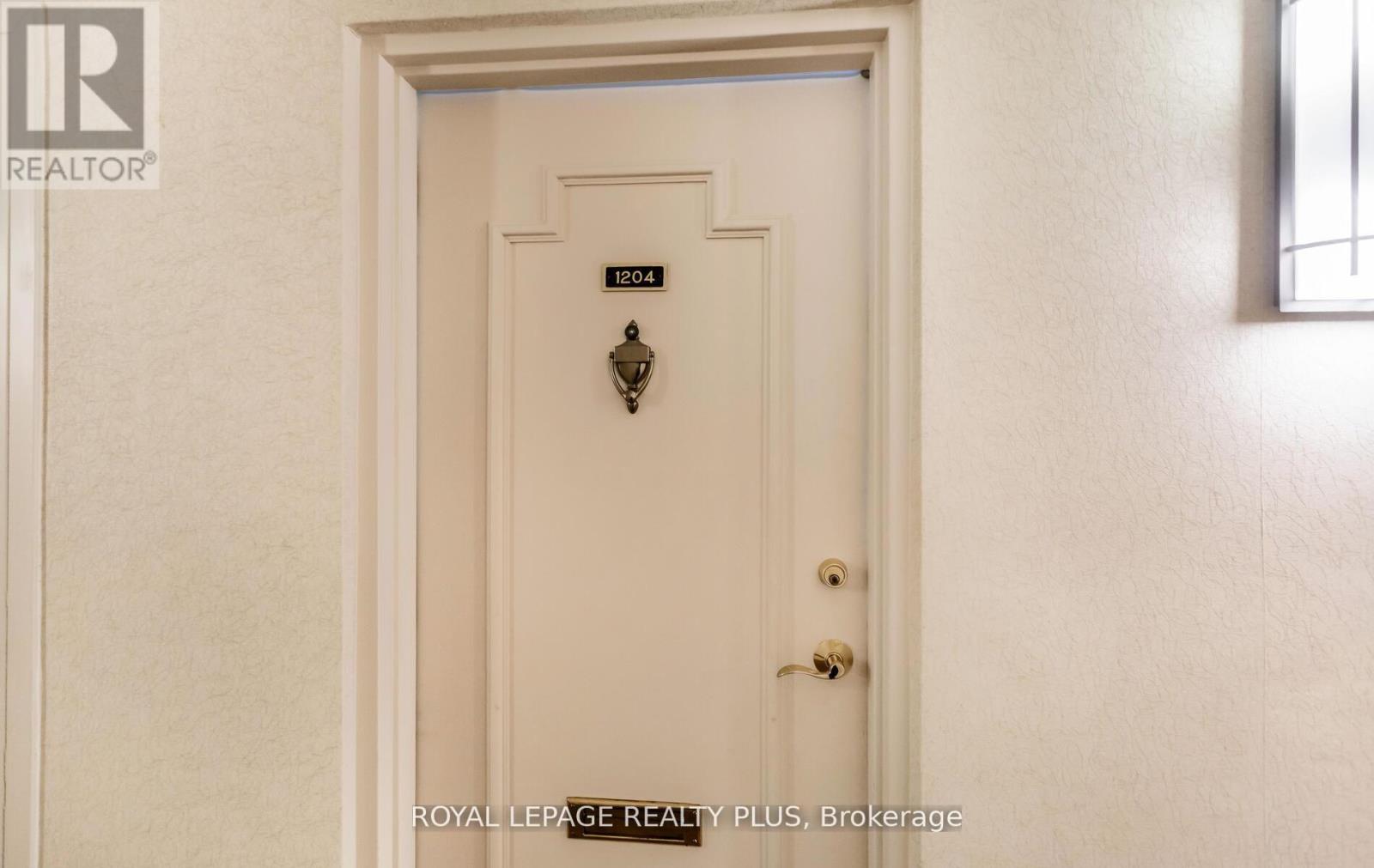 1204 - 15 Towering Heights Boulevard, St. Catharines, Ontario  L2T 3G7 - Photo 6 - X12851574