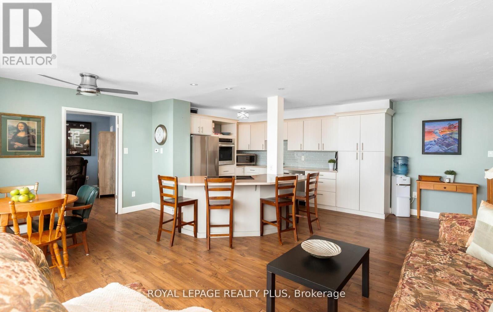 1204 - 15 Towering Heights Boulevard, St. Catharines, Ontario  L2T 3G7 - Photo 8 - X12851574