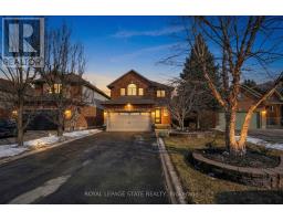 23 TAMARACK COURT, Grimsby, Ontario