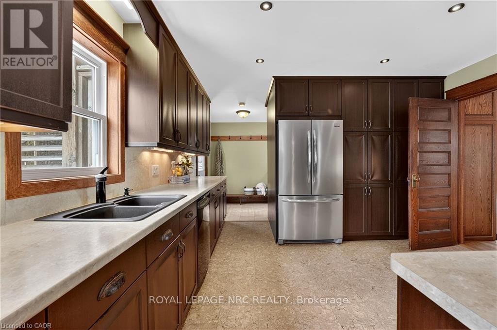 3952 Victoria Avenue W, Lincoln, Ontario  L0R 2C0 - Photo 10 - X12851618