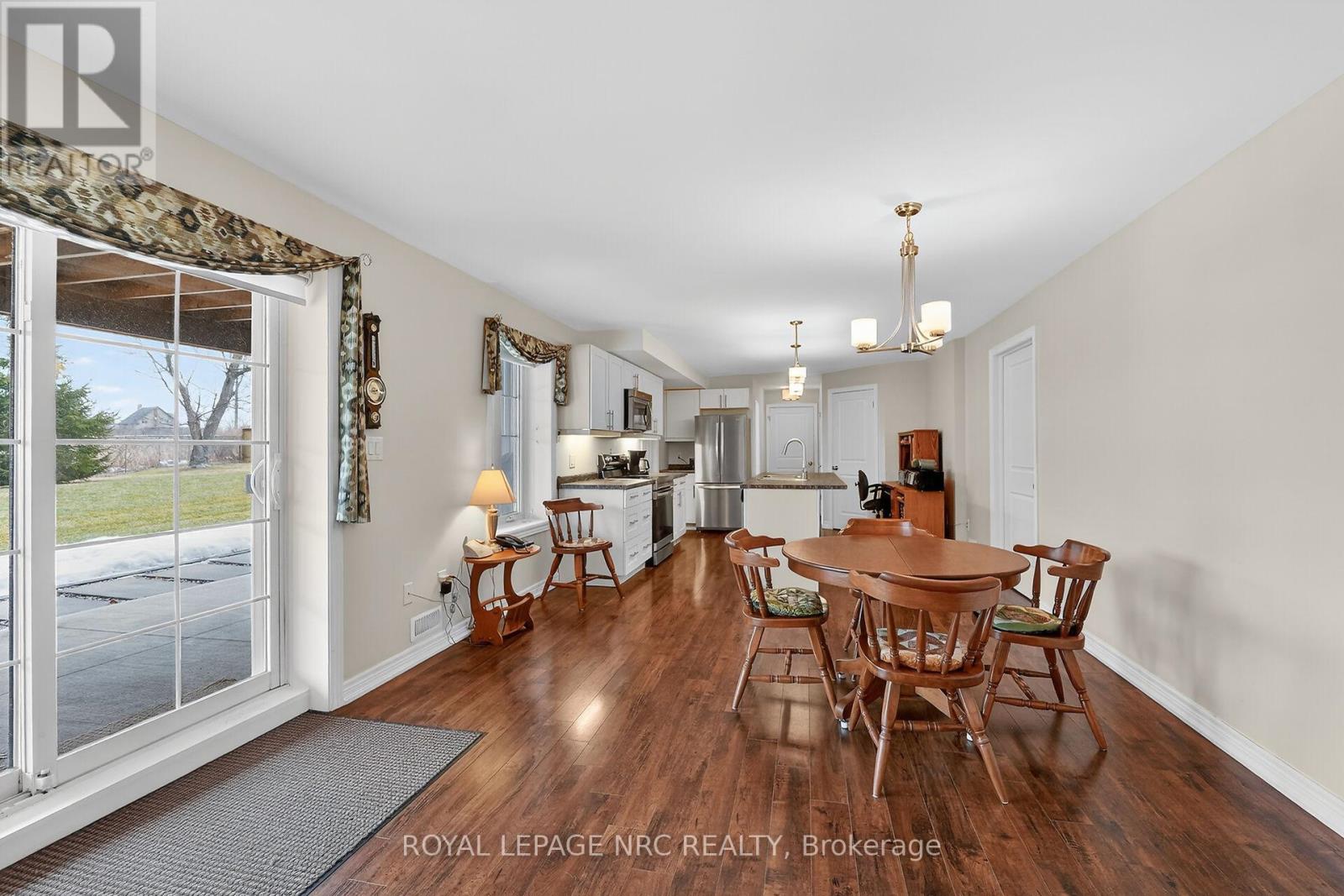 166 Michelle Court, Welland, Ontario  L3C 0A2 - Photo 15 - X12851664