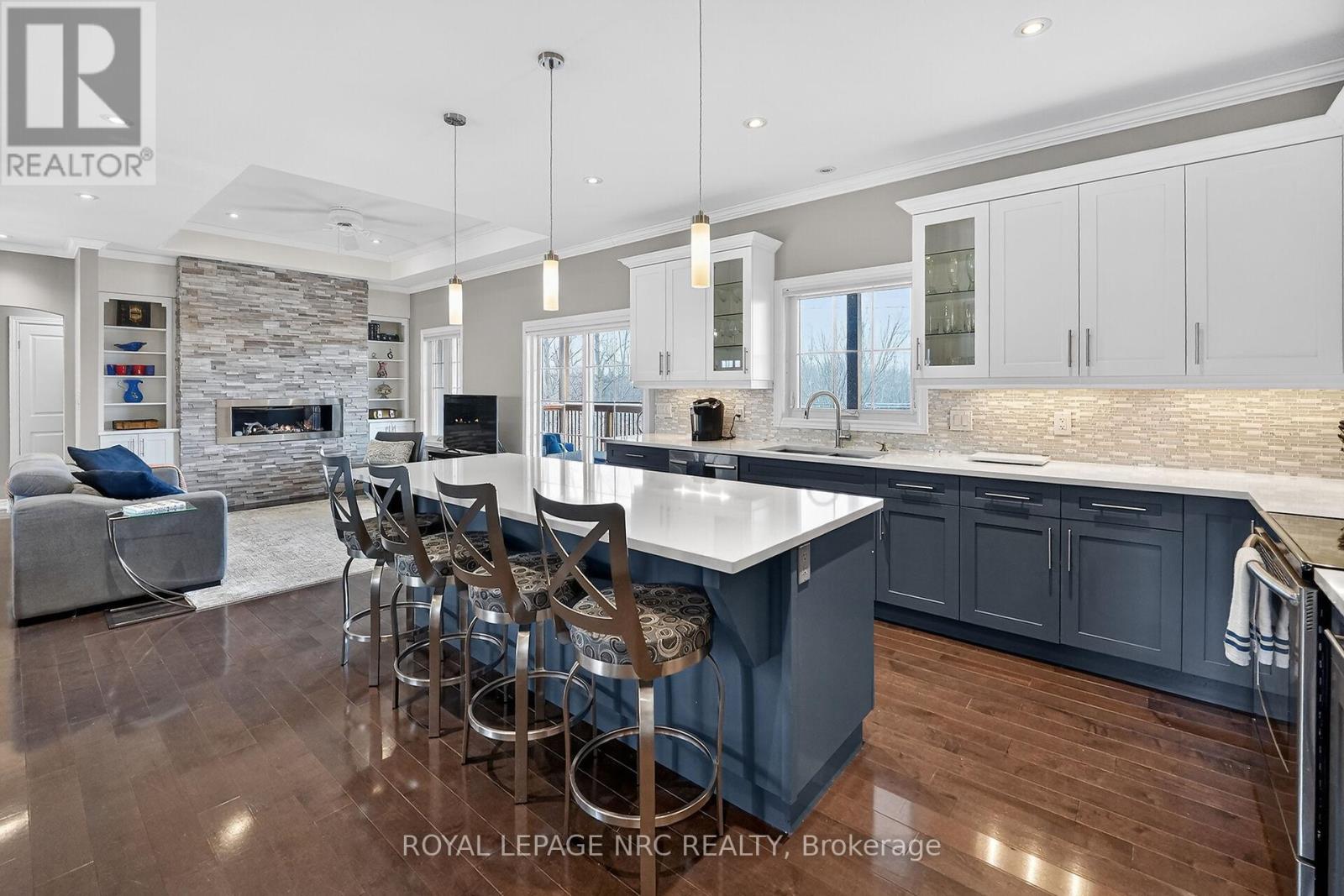 166 Michelle Court, Welland, Ontario  L3C 0A2 - Photo 5 - X12851664