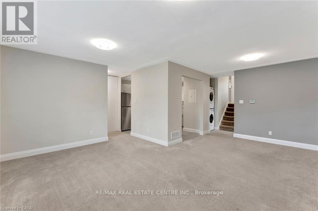 1 - 6 Ruskview Road, Kitchener, Ontario  N2M 4S2 - Photo 10 - X12851690