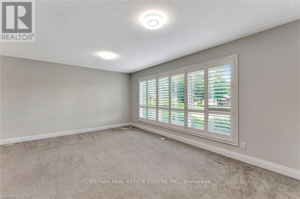 1 - 6 Ruskview Road, Kitchener, Ontario  N2M 4S2 - Photo 5 - X12851690