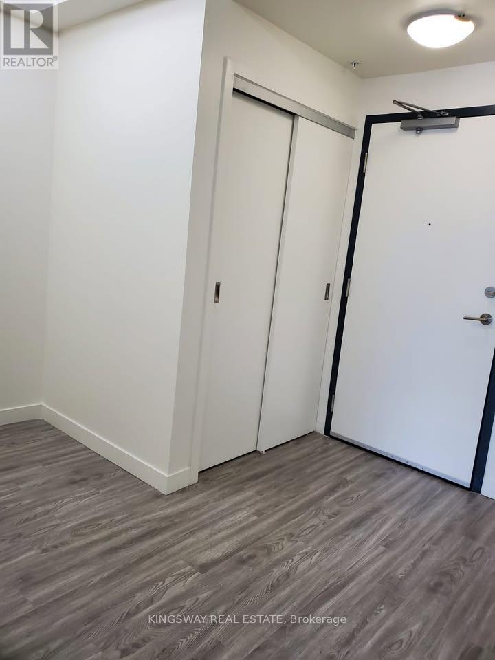 709 - 128 King Street, Waterloo, Ontario  N2J 2X9 - Photo 10 - X12851692