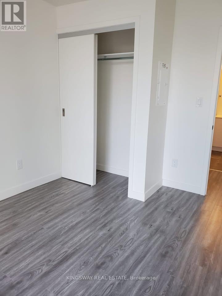 709 - 128 King Street, Waterloo, Ontario  N2J 2X9 - Photo 13 - X12851692