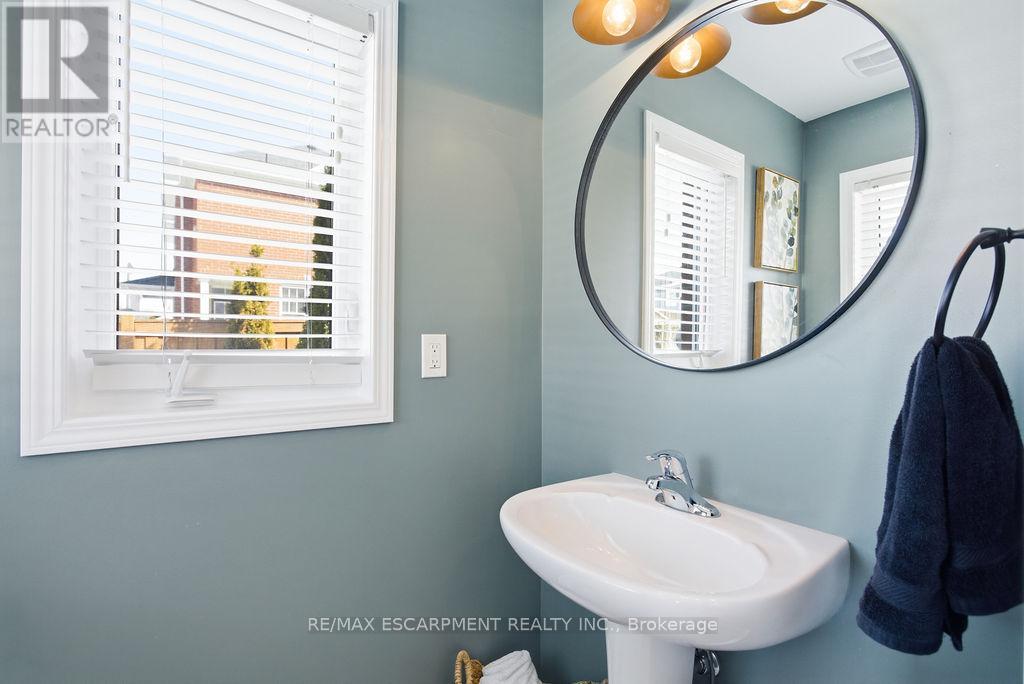 23 Lupo Drive, Hamilton, Ontario  L8B 0Y4 - Photo 15 - X12851698