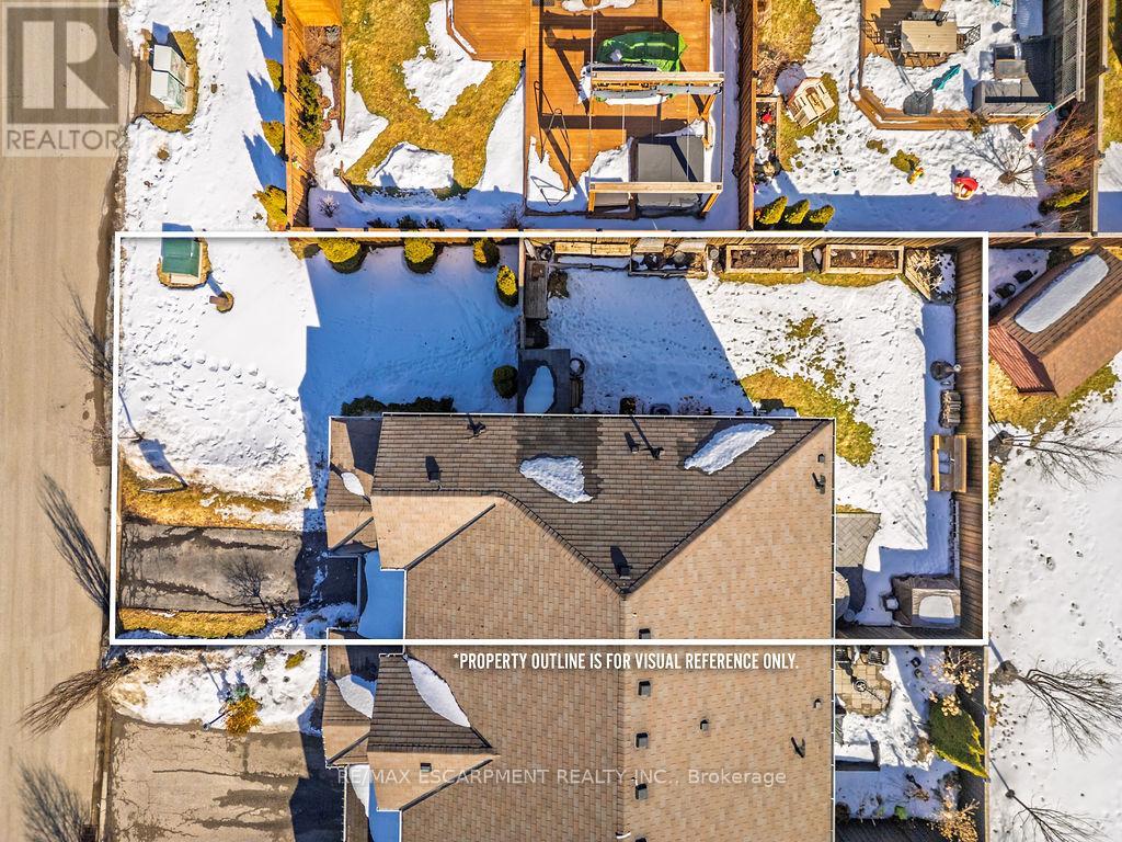 23 Lupo Drive, Hamilton, Ontario  L8B 0Y4 - Photo 3 - X12851698