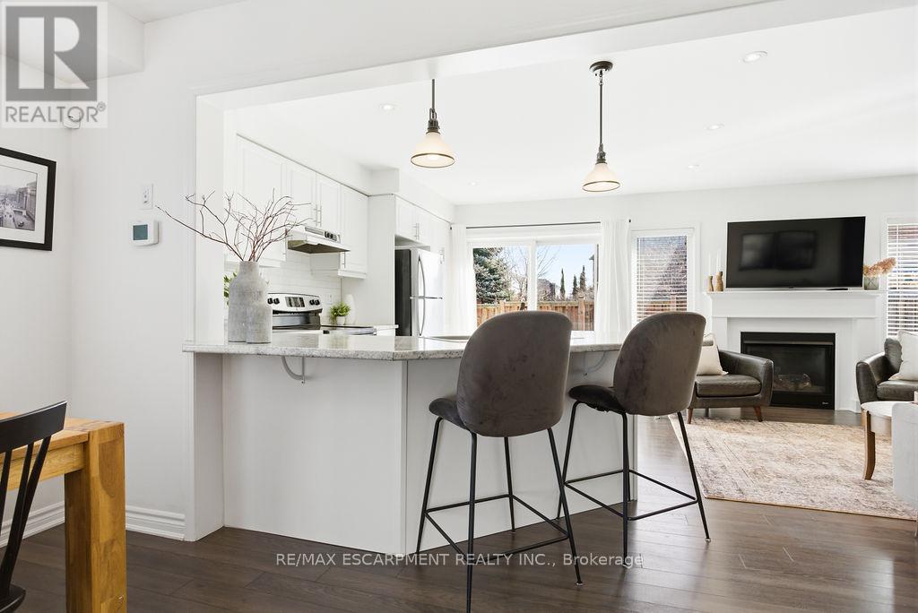 23 Lupo Drive, Hamilton, Ontario  L8B 0Y4 - Photo 9 - X12851698