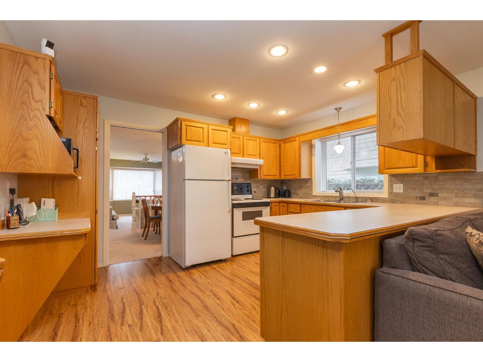 8257 Mcintyre Street, Mission, British Columbia  V2V 6T3 - Photo 13 - R3095048