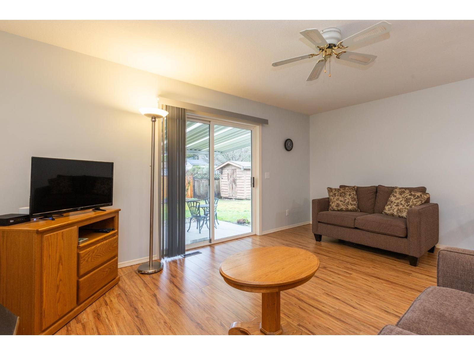 8257 Mcintyre Street, Mission, British Columbia  V2V 6T3 - Photo 17 - R3095048