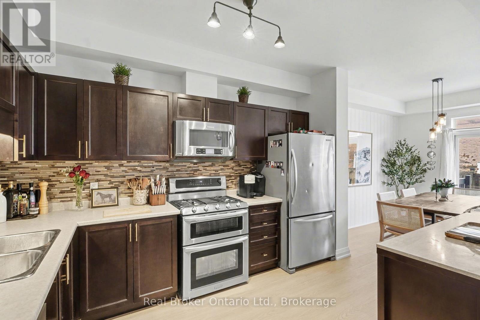 18 - 45 Seabreeze Crescent, Hamilton, Ontario  L8E 0G1 - Photo 11 - X12851782