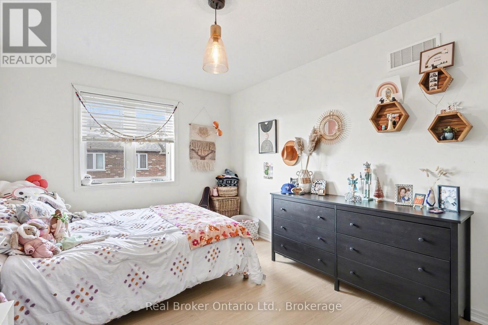 18 - 45 Seabreeze Crescent, Hamilton, Ontario  L8E 0G1 - Photo 21 - X12851782