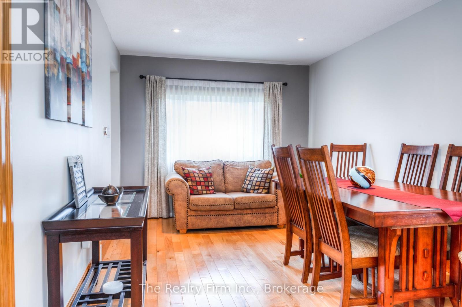 46 2 Avenue, Kitchener, Ontario  N2C 1N5 - Photo 10 - X12851842