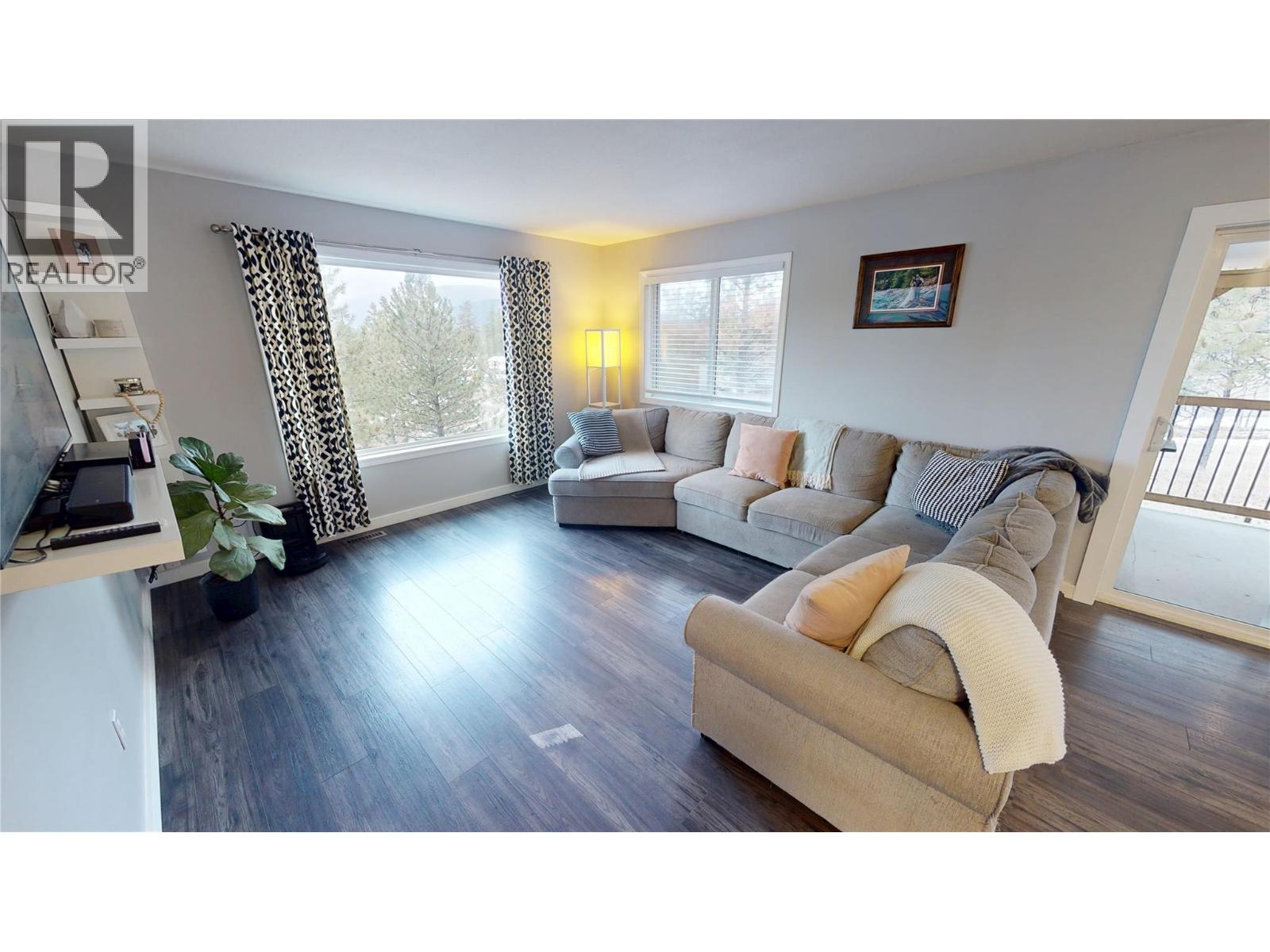 3027 Black Angus Road, Cranbrook, British Columbia  V1C 7C6 - Photo 5 - 10378287