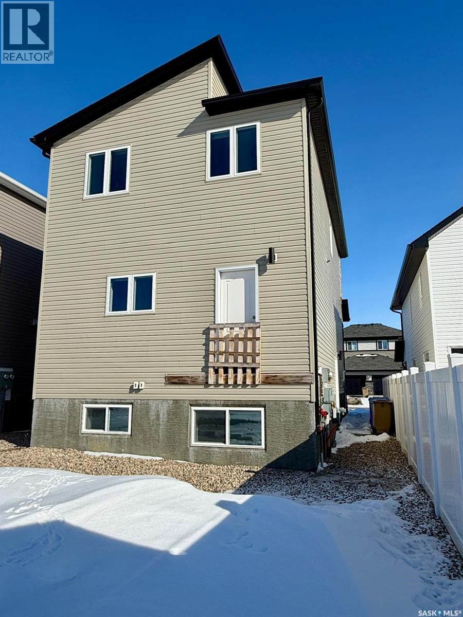 3330 Green Turtle Road, Regina, Saskatchewan  S4V 3N6 - Photo 22 - SK029605