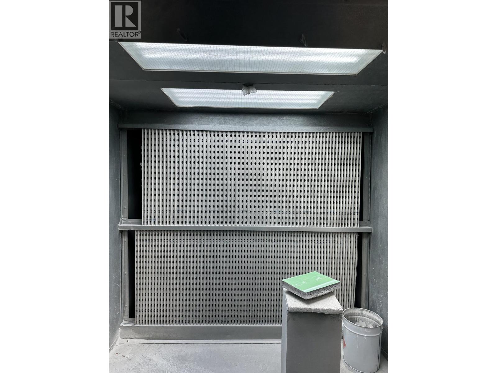 2 259 E 1st Street, North Vancouver, British Columbia  V7L 1B4 - Photo 2 - C8076736