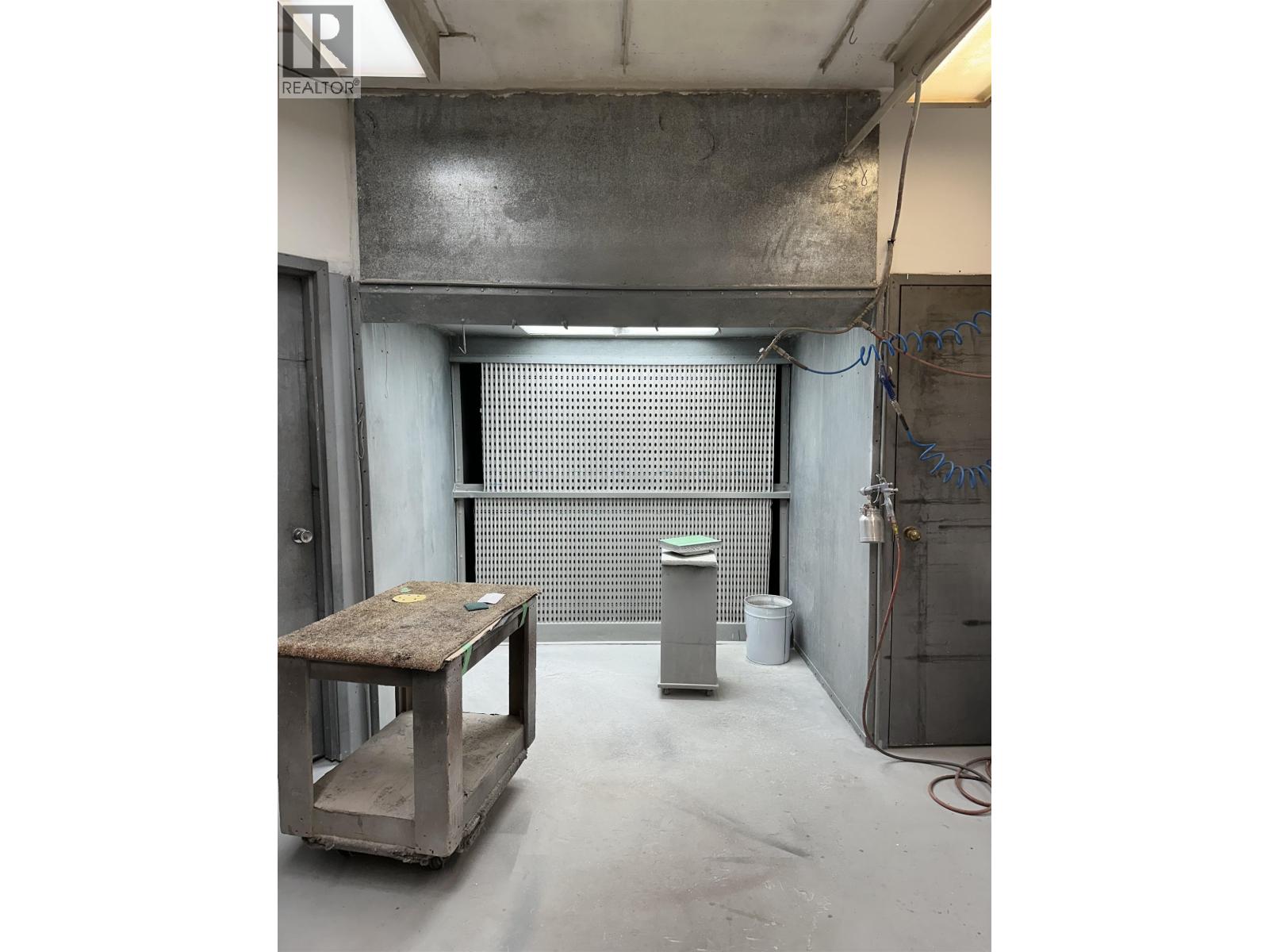 2 259 E 1st Street, North Vancouver, British Columbia  V7L 1B4 - Photo 4 - C8076736