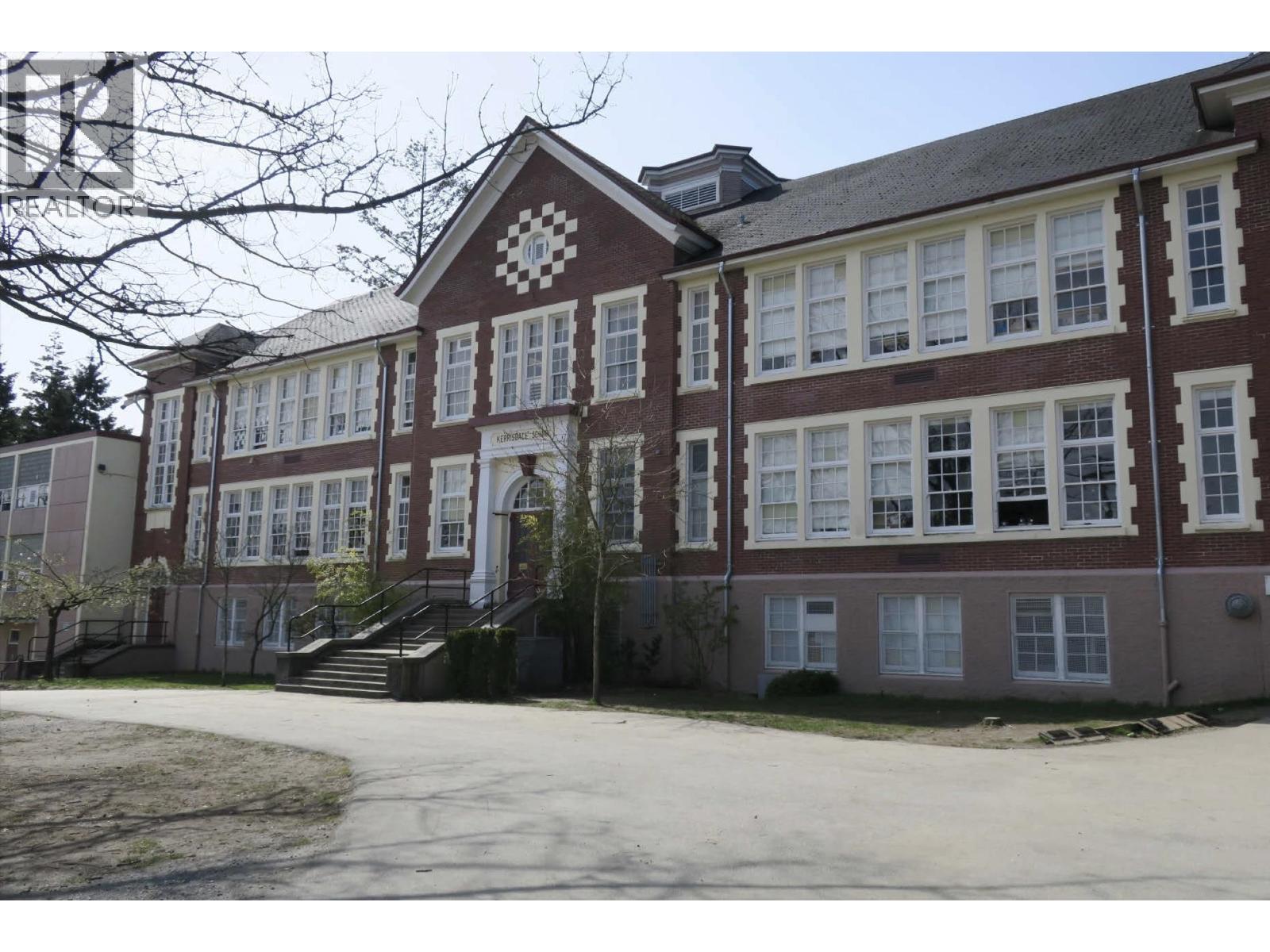 3141 W 39th Avenue, Vancouver, British Columbia  V6N 2Z7 - Photo 39 - R3084390