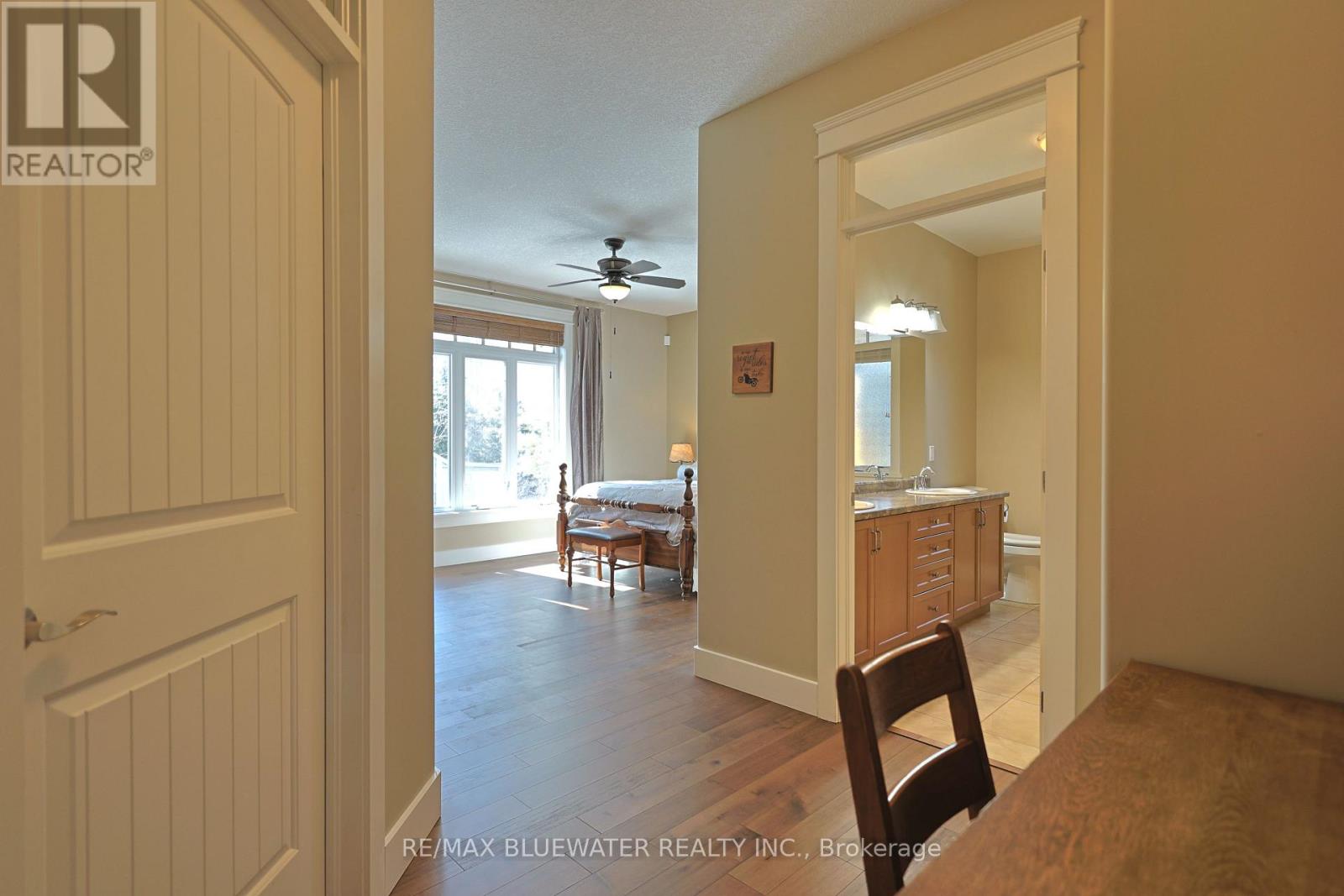 2 Hayter Drive, Lambton Shores, Ontario  N0M 1T0 - Photo 21 - X12851804