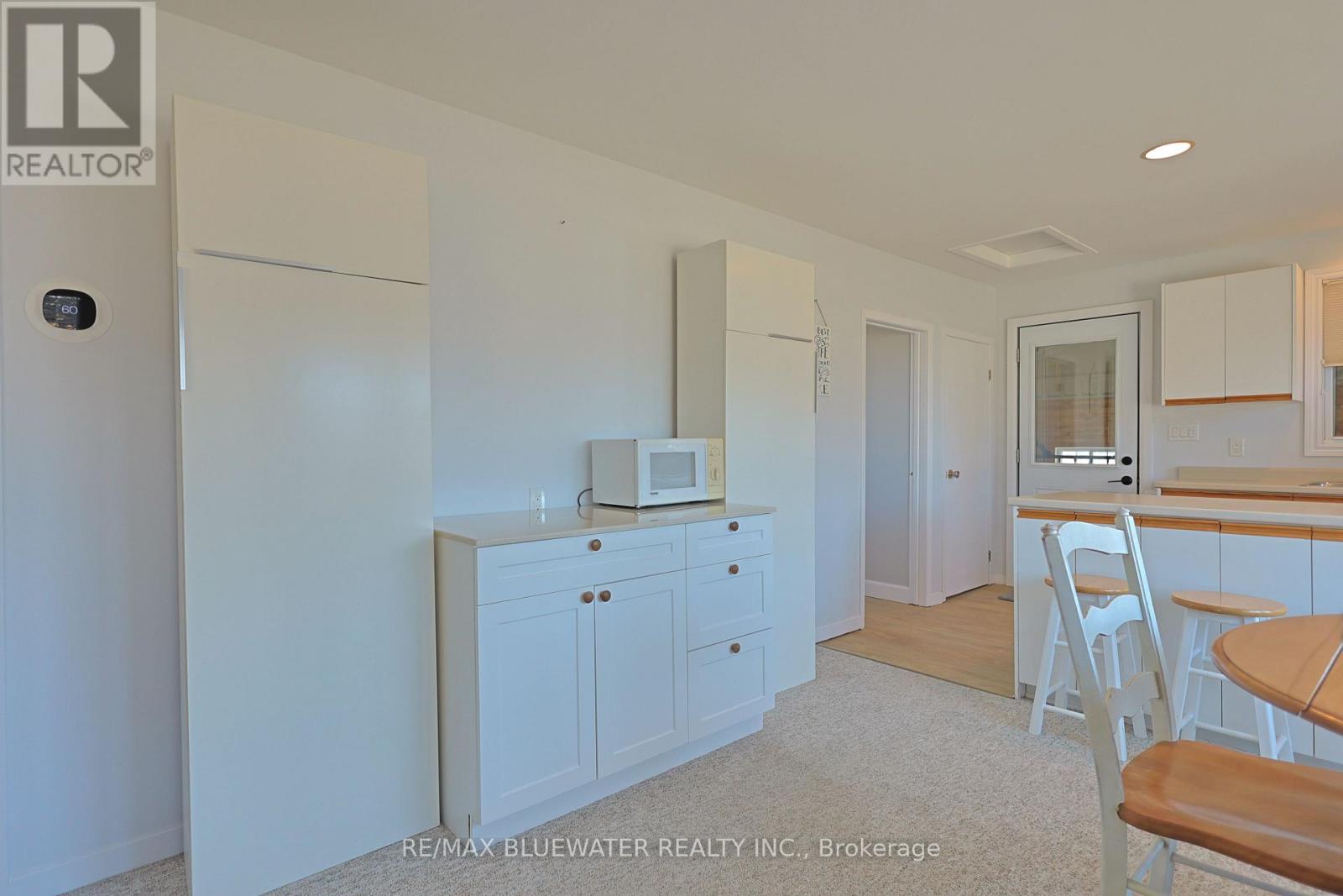 71224 Sandra Street, Bluewater (Hay), Ontario  N0M 1N0 - Photo 12 - X12851806