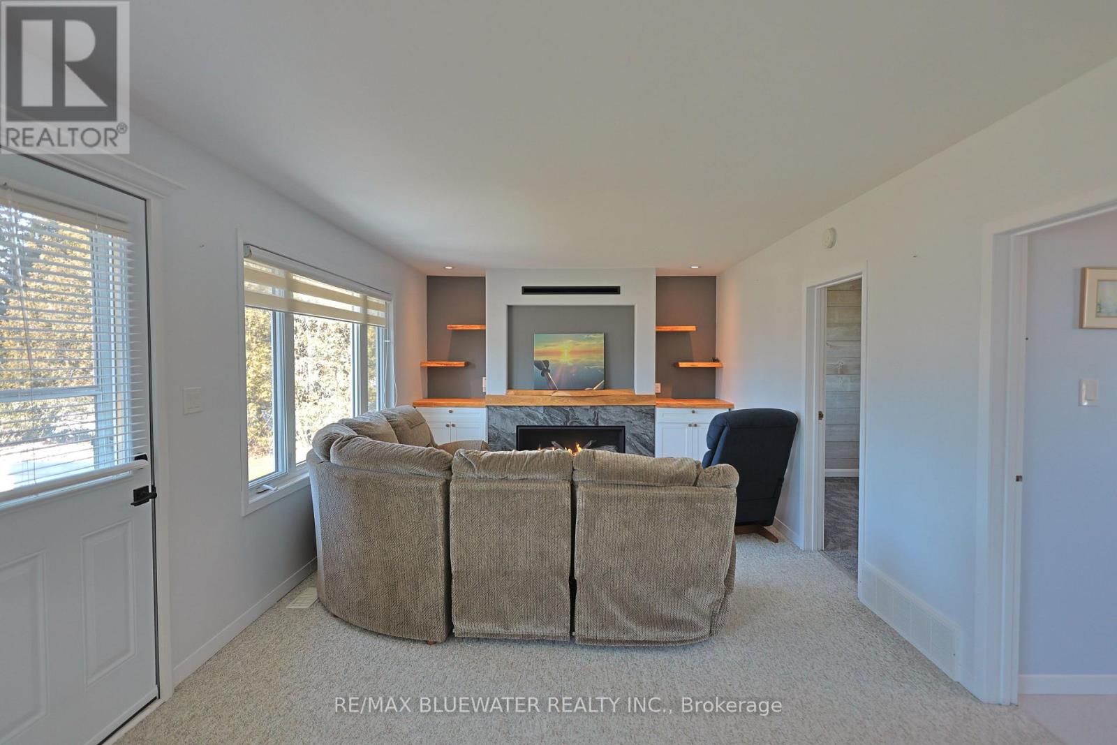 71224 Sandra Street, Bluewater (Hay), Ontario  N0M 1N0 - Photo 14 - X12851806