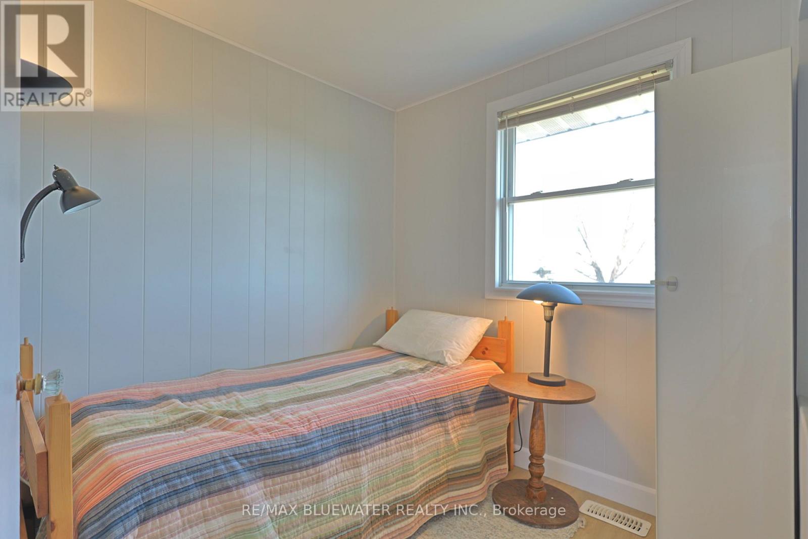 71224 Sandra Street, Bluewater (Hay), Ontario  N0M 1N0 - Photo 18 - X12851806