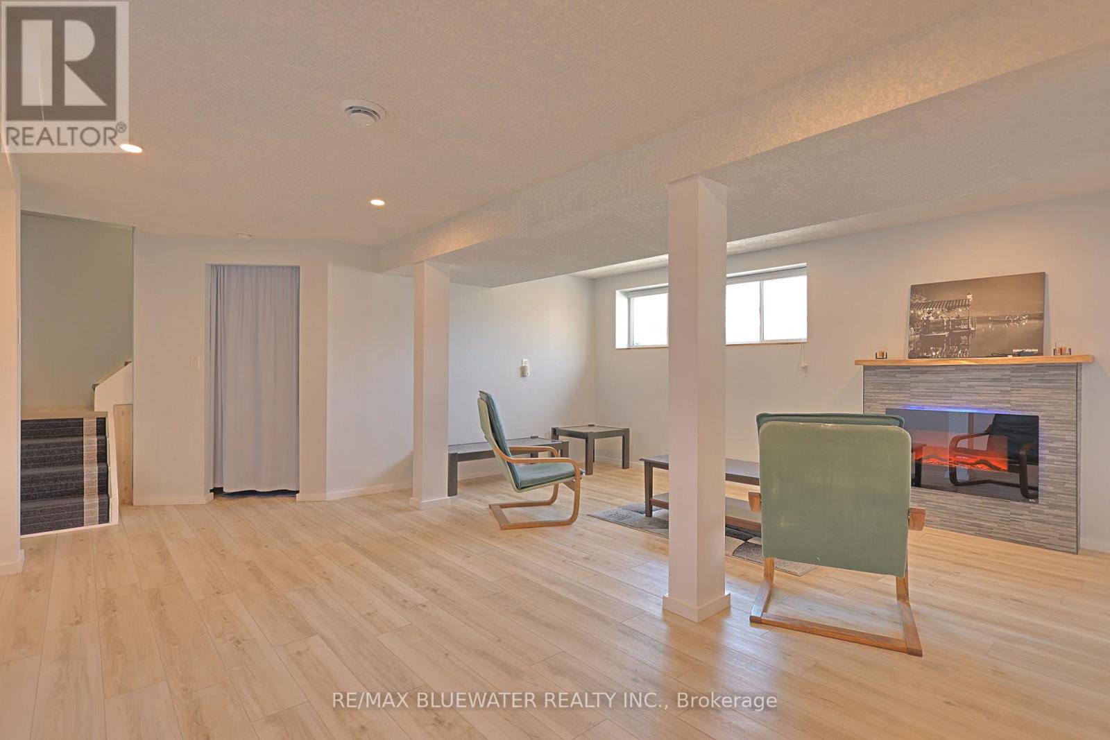 71224 Sandra Street, Bluewater (Hay), Ontario  N0M 1N0 - Photo 22 - X12851806